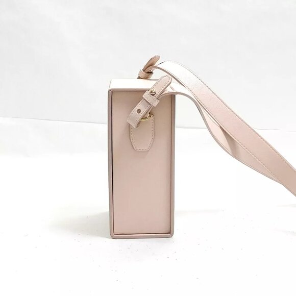 Fendi Shoulder Bag Pink Leather 929-011025 - Picture 3 of 9